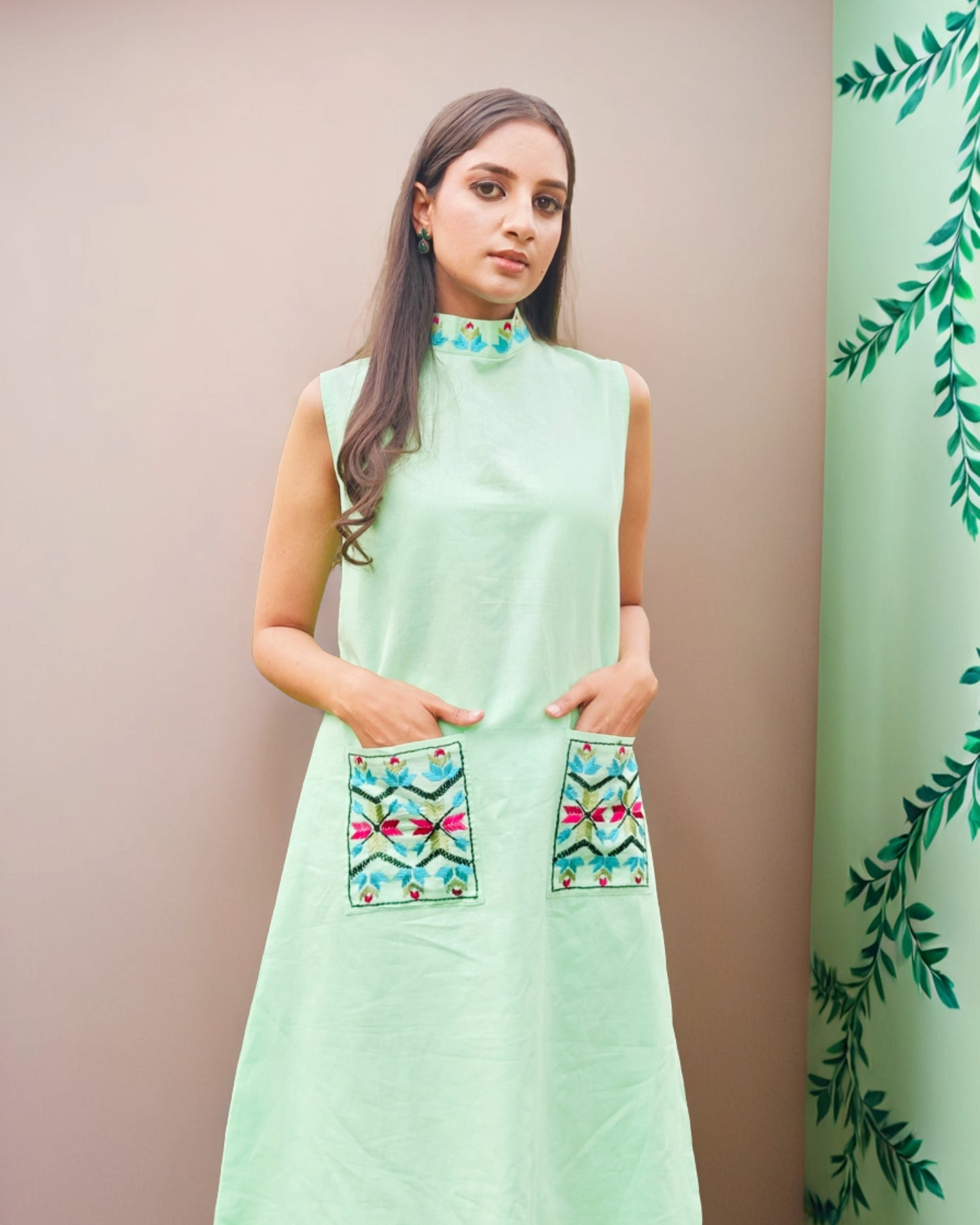 Pure Linen Hand Work Phulkari Kurti Pant Set - Pista Noor Green