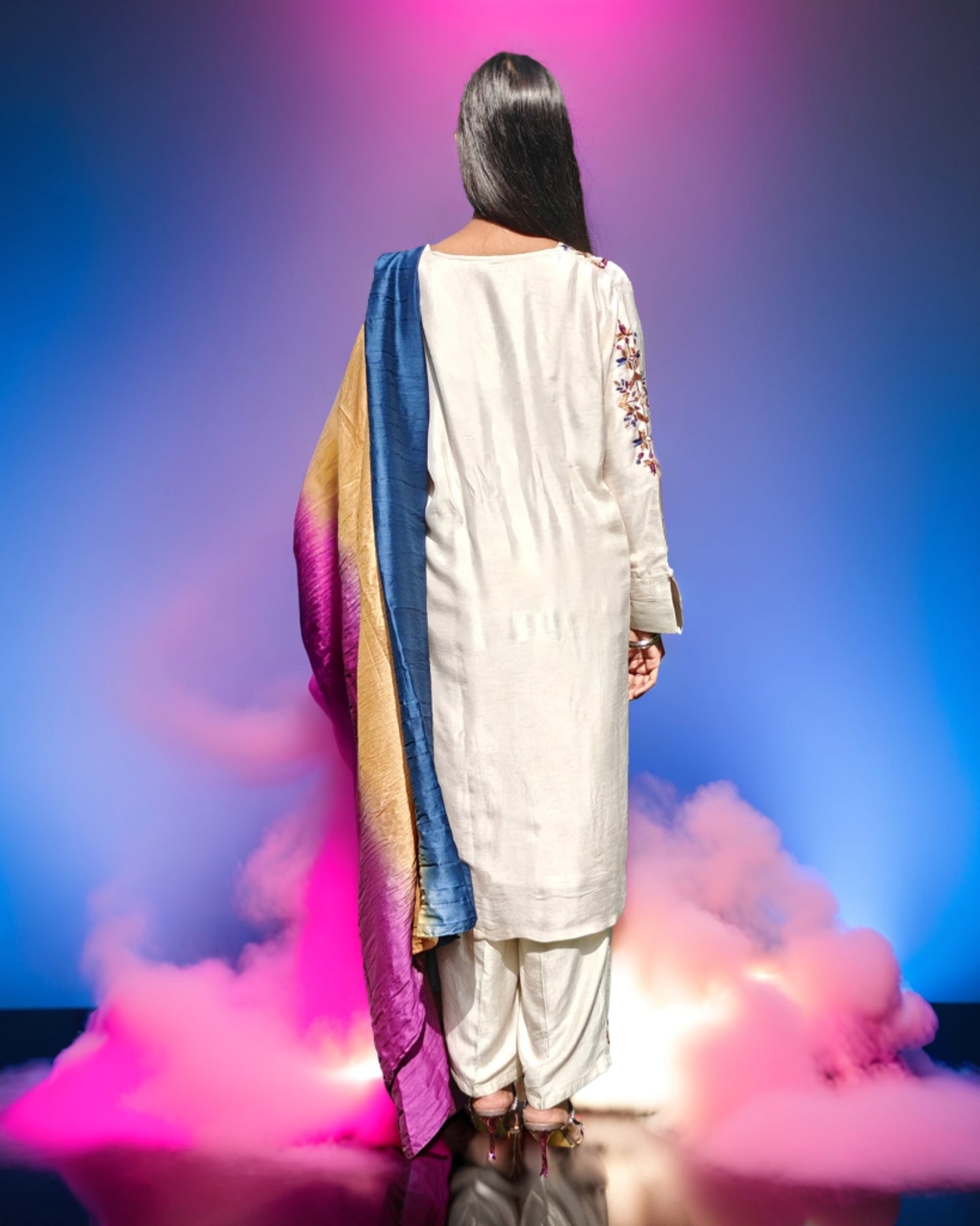Pure Cotton Silk Hand Embroidered Phulkari Kurti - Noor-e-Gul