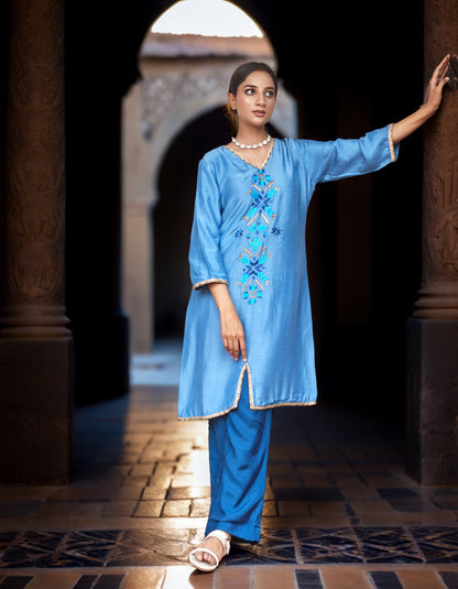 Pure Muslin Hand Embroidered Phulkari Kurta - Baby Blue