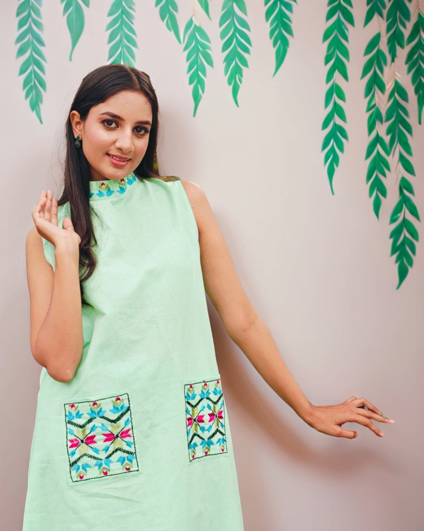 Pure Linen Hand Work Phulkari Kurti Pant Set - Pista Noor Green