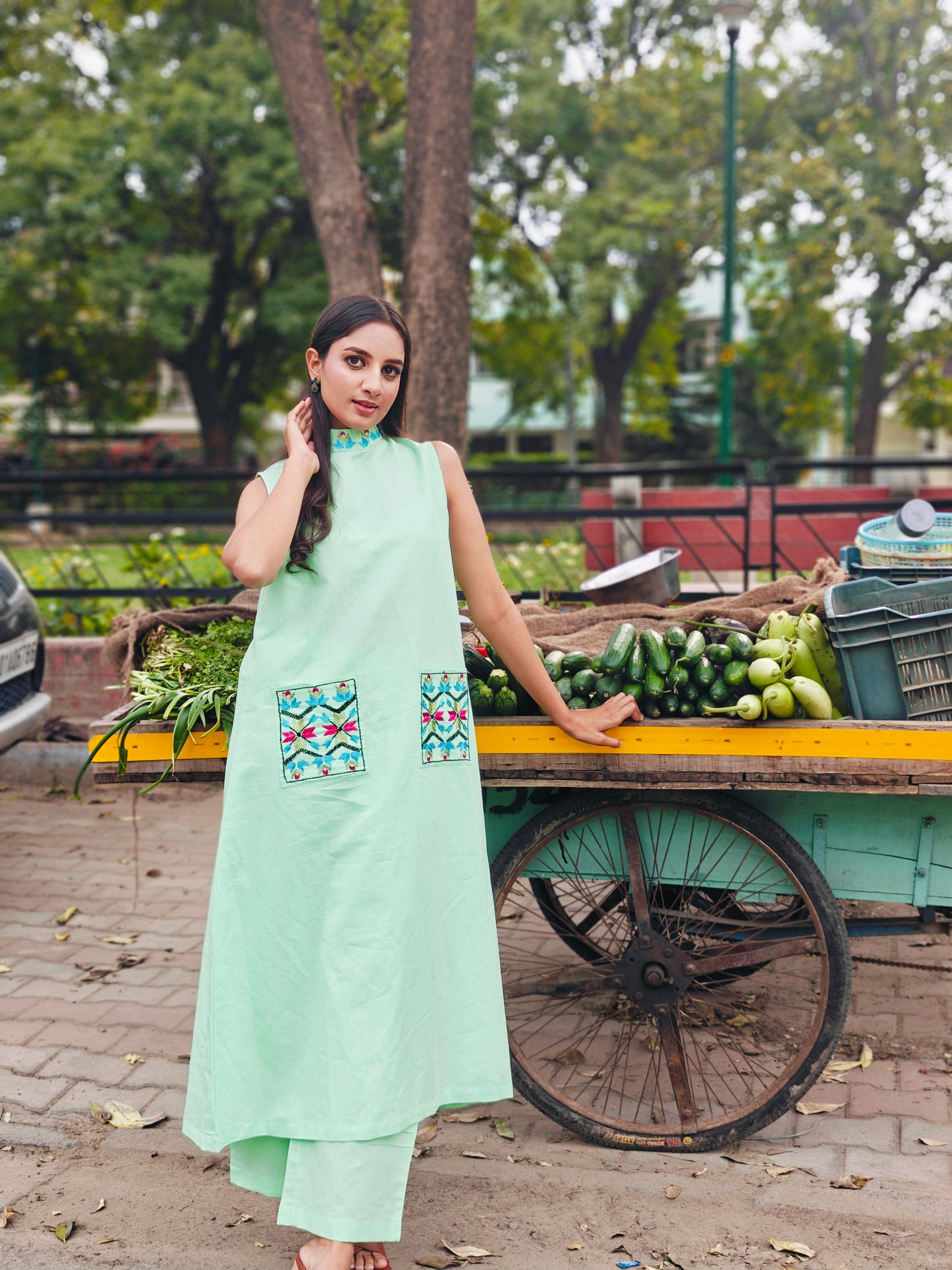 Pure Linen Hand Embroidered Phulkari Kurti - Pista Noor Green