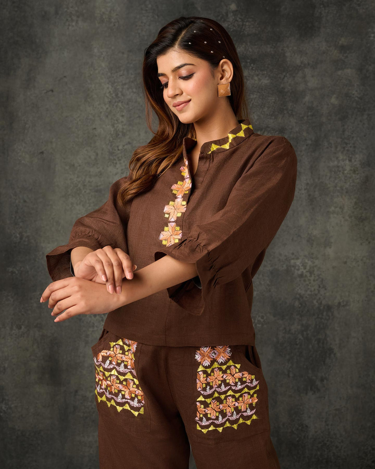 Phula Rai Pure Linen Hand Embroidered Phulkari Coord Set - Coffee Brown ...